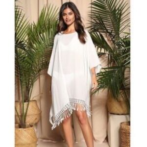 NWT Lulus To the Hills Ivory‎ Crochet Cover-Up One Size
